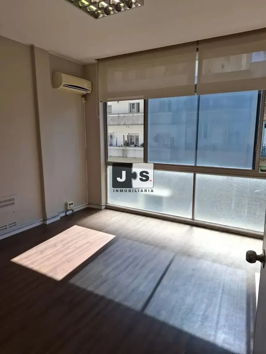 Alquiler Oficina Centro — foto 1