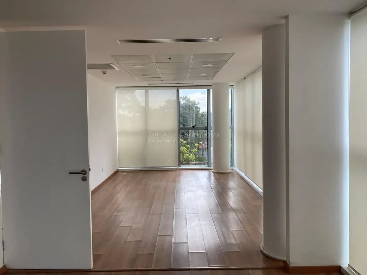 Art Carrasco - Oficina En Alquiler - — foto 1