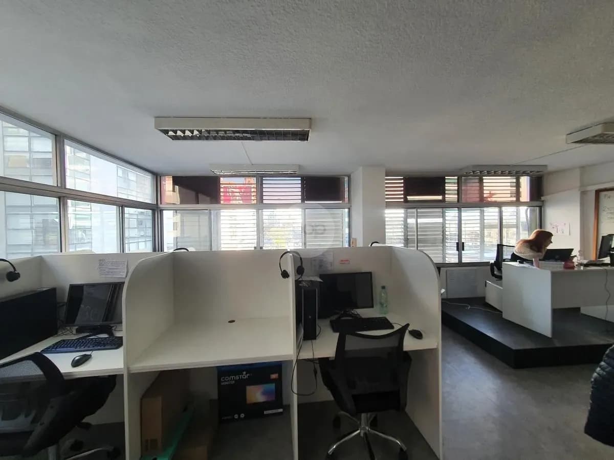 Oficina En El Corazón De Cordón, Cerca De Todo. — foto 2