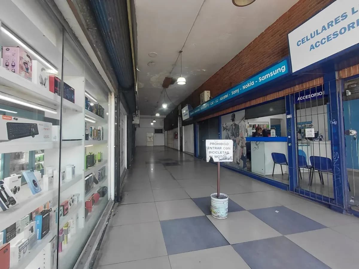 Local Comercial En Alquiler, Paso Molino, Montevideo. — foto 3
