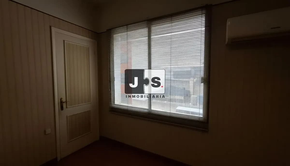 Alquiler Oficina Con Dos Privados En Ciudad Vieja / Bajos Gastos — foto 4