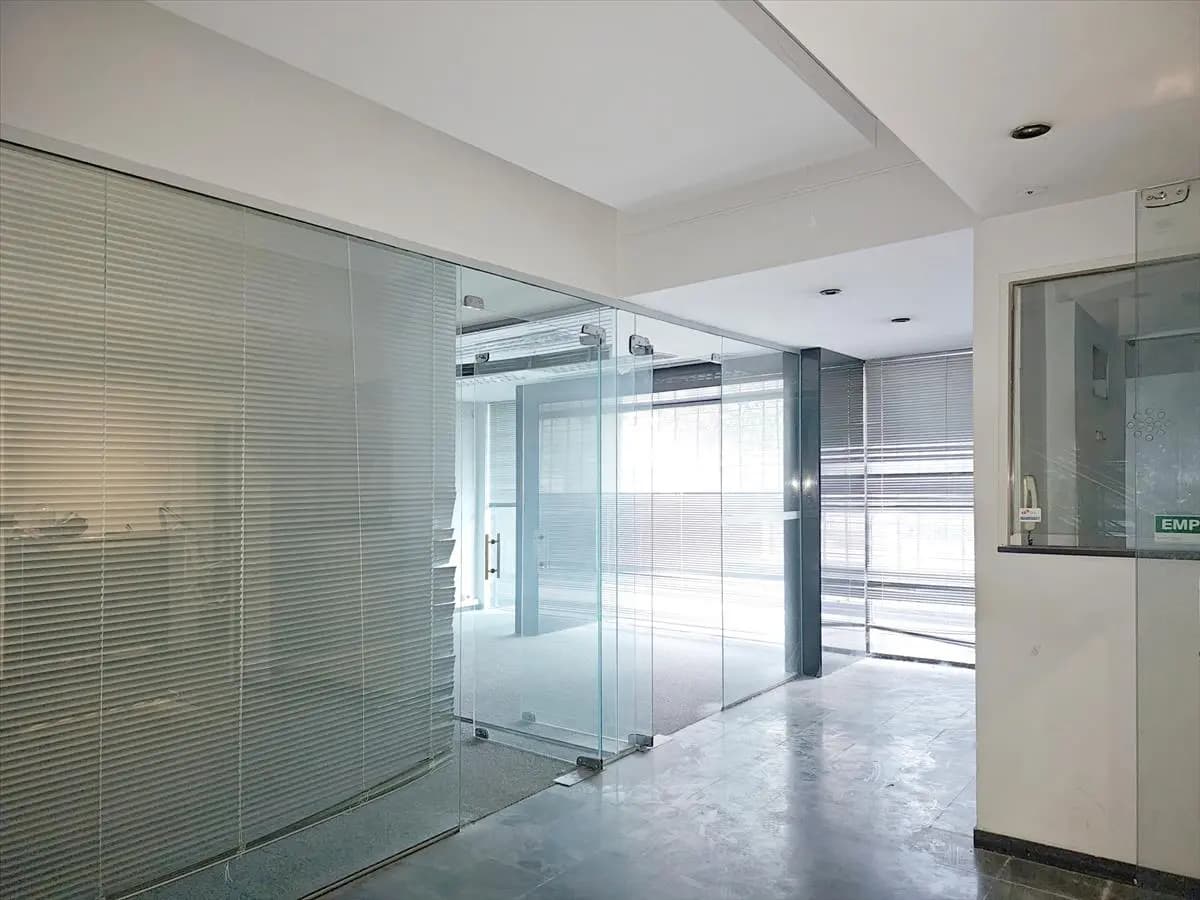 Alquiler O Venta - Oficina - Cuidad Vieja - Plaza Zabala — foto 6 de 9