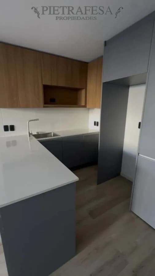 Apartamento En Alquiler, 1 Dormitorio, 1 Baño, Patio. La Blanqueada. — foto 1