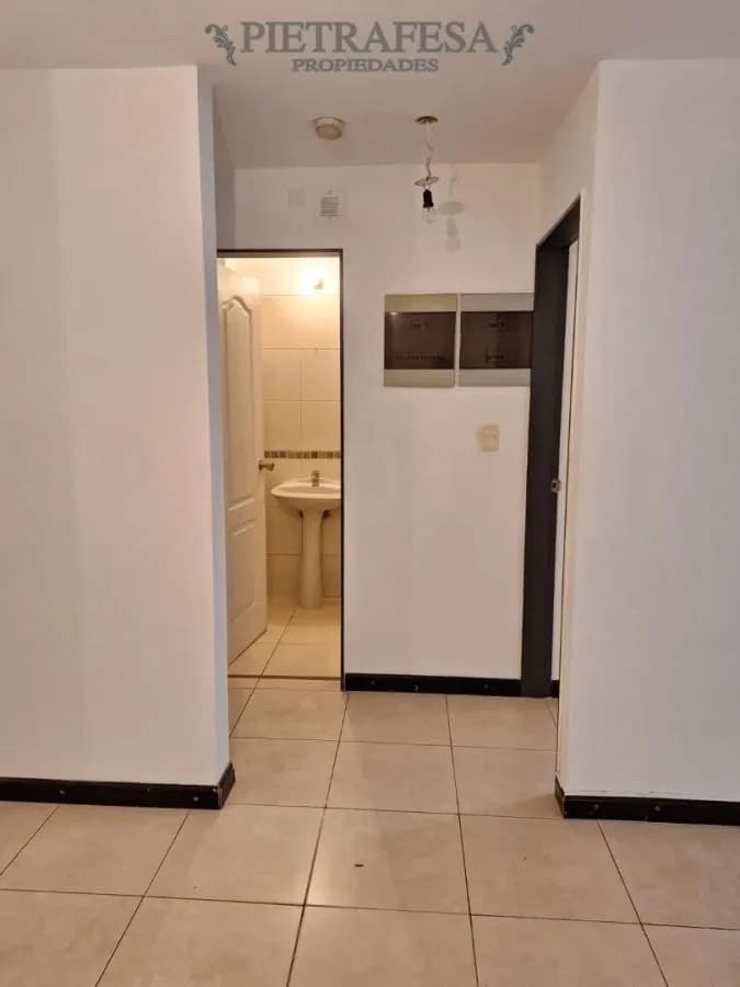 Apartamento En Alquiler, 2 Dormitorios, 1 Baño, Terraza Lavadero. Aguada. — foto 2