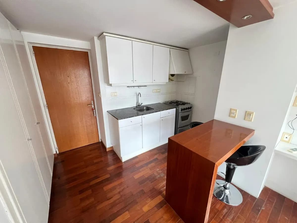 Alquiler Apartamento Amueblado Tres Cruces Montevideo — foto 1