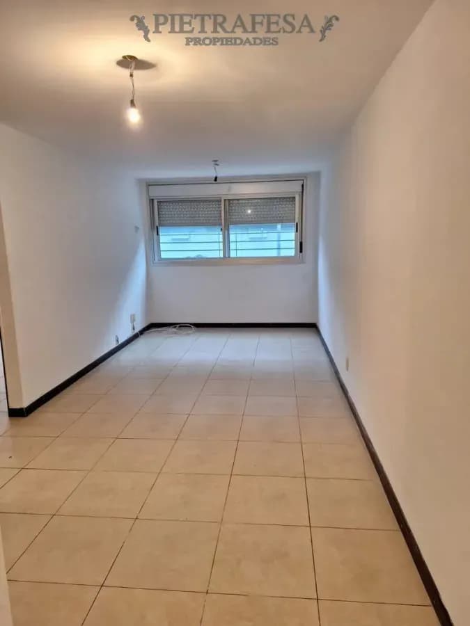 Apartamento En Alquiler, 2 Dormitorios, 1 Baño, Terraza Lavadero. Aguada. — foto 3