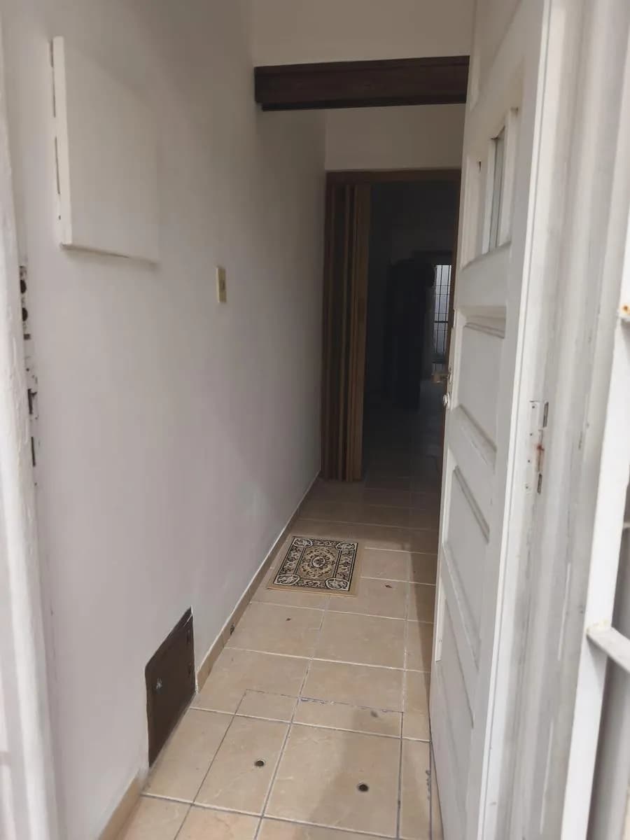 Alquiler Casa 1 Dormitorio Con Patio, Muy Luminosa Y Sin Gastos Comunes En Atahualpa — foto 3