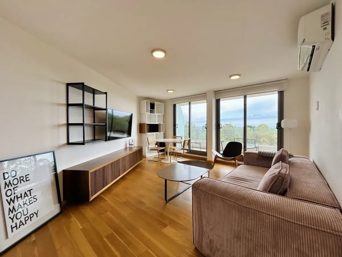 Alquiler Apartamento 2 Dormitorios Amoblado En Golf — foto 3