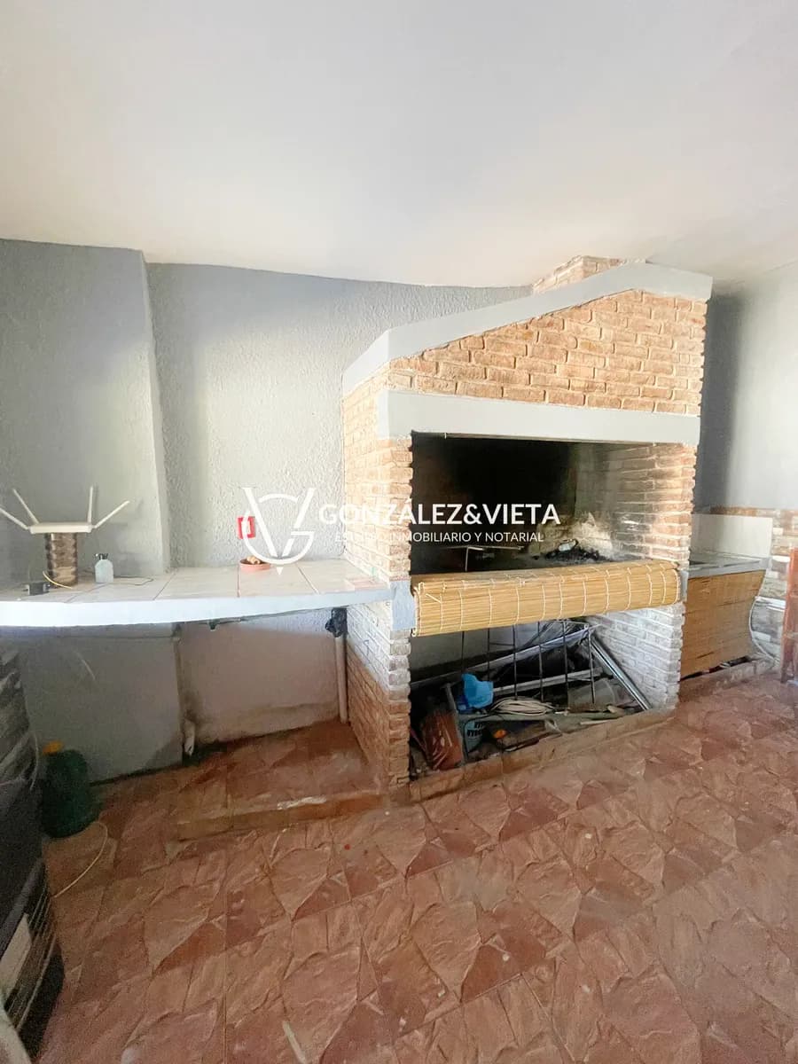 Casa 3 Dormitorios Entrada Para Auto Cerro. — foto 3