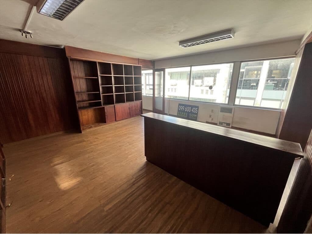 Venta o Alquiler oficina Ciudad Vieja con garaje — foto 2