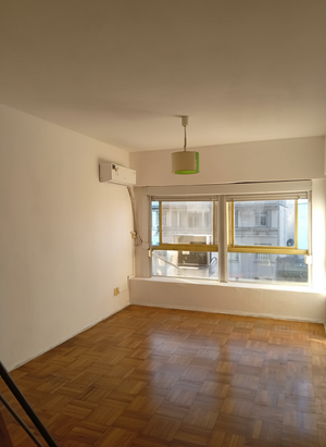 Divino apartamento al frente con terraza lavadero. sin gastos comunes !! — foto 1