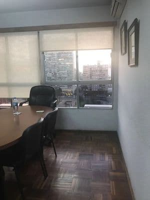 Oficina en alquiler en plaza independencia — foto 1