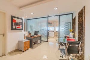 ¡alquiler: u$s1.800. .- oficina premium de 214m² más tza. y cochera doble. excelente ubicación. — foto 2