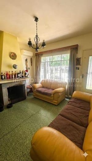 Venta casa 5 dormitorios garaje o local aires puros