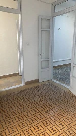 Divino apartamento al frente con terraza lavadero. sin gastos comunes !!