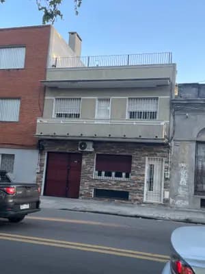 Casablanca - casa en dos plantas, sobre avenida — foto 4