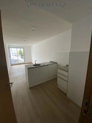 ¡precioso apartamento de un dormitorio, en alquiler, en tres cruces! — foto 3