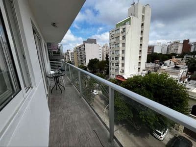 Venta apartamento punta carretas 3 dormitorios 2 baños + servicio. garaje, terraza