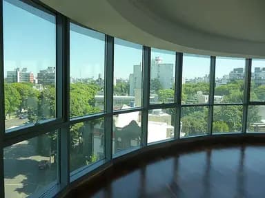 Apartamento de lujo en punta carretas golf: vistas panorámicas al verde y diseño exclusivo
