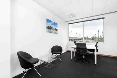 Espacio de oficina en renta para 3 personas en montevideo, mitre