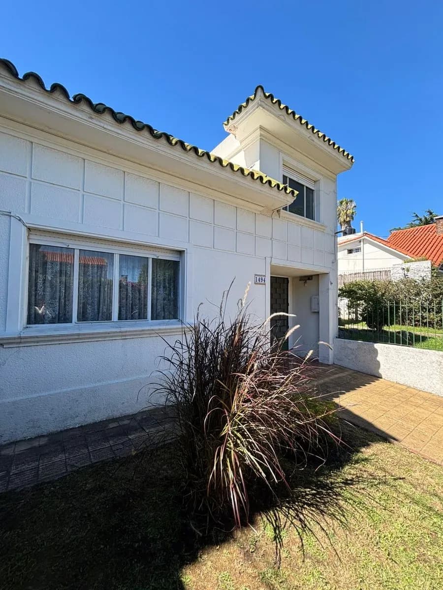 Venta Casa 3 Dormitorios 2 Baños Garaje Malvin