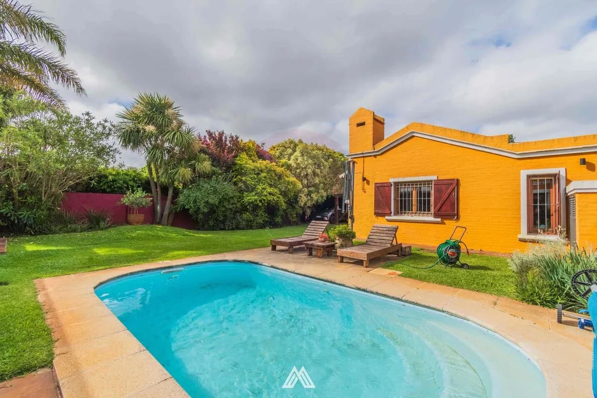 Venta Casa 4 Dormitorios Piscina Barra De Carrasco