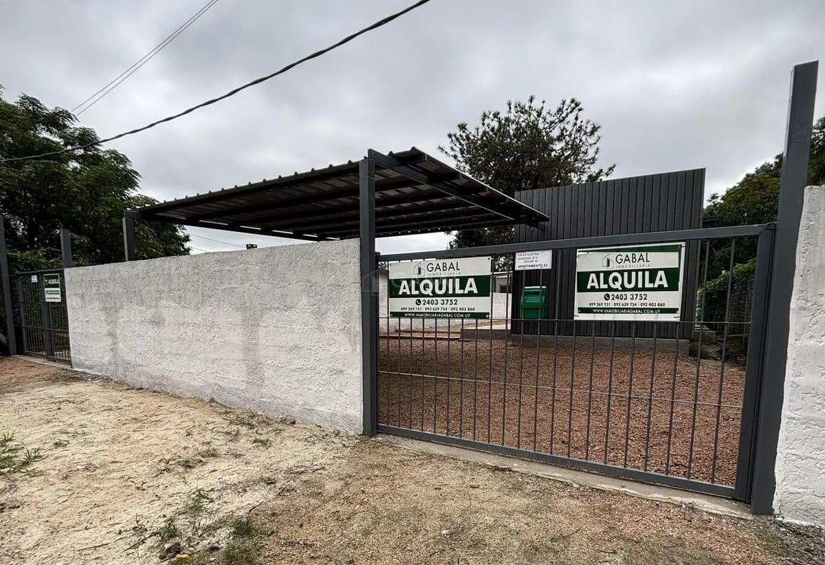 2 Dormitorios En Pinar Con Terreno Y Cochera Para 2 Autos