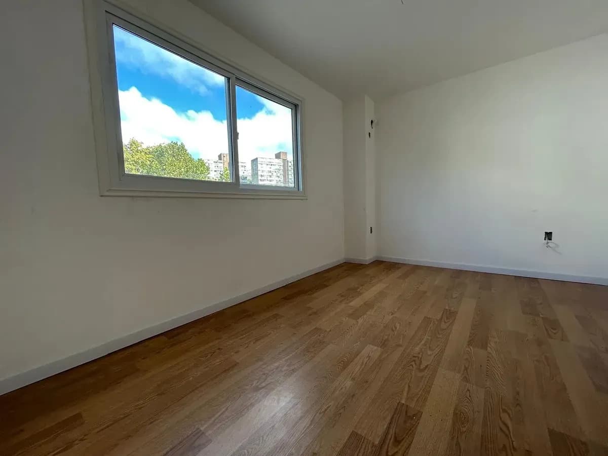 Se Alquila Precioso Duplex En Malvin Norte, A Estrenar, Comunicate!!