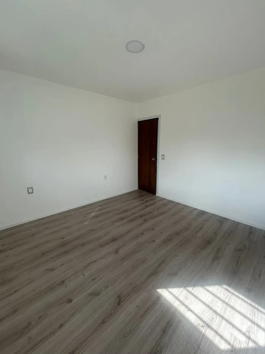 Amplia Casa De 3 Dormitorios Tipo Ph, En Malvin Norte, No Dejes Pasar Este Alquiler!!