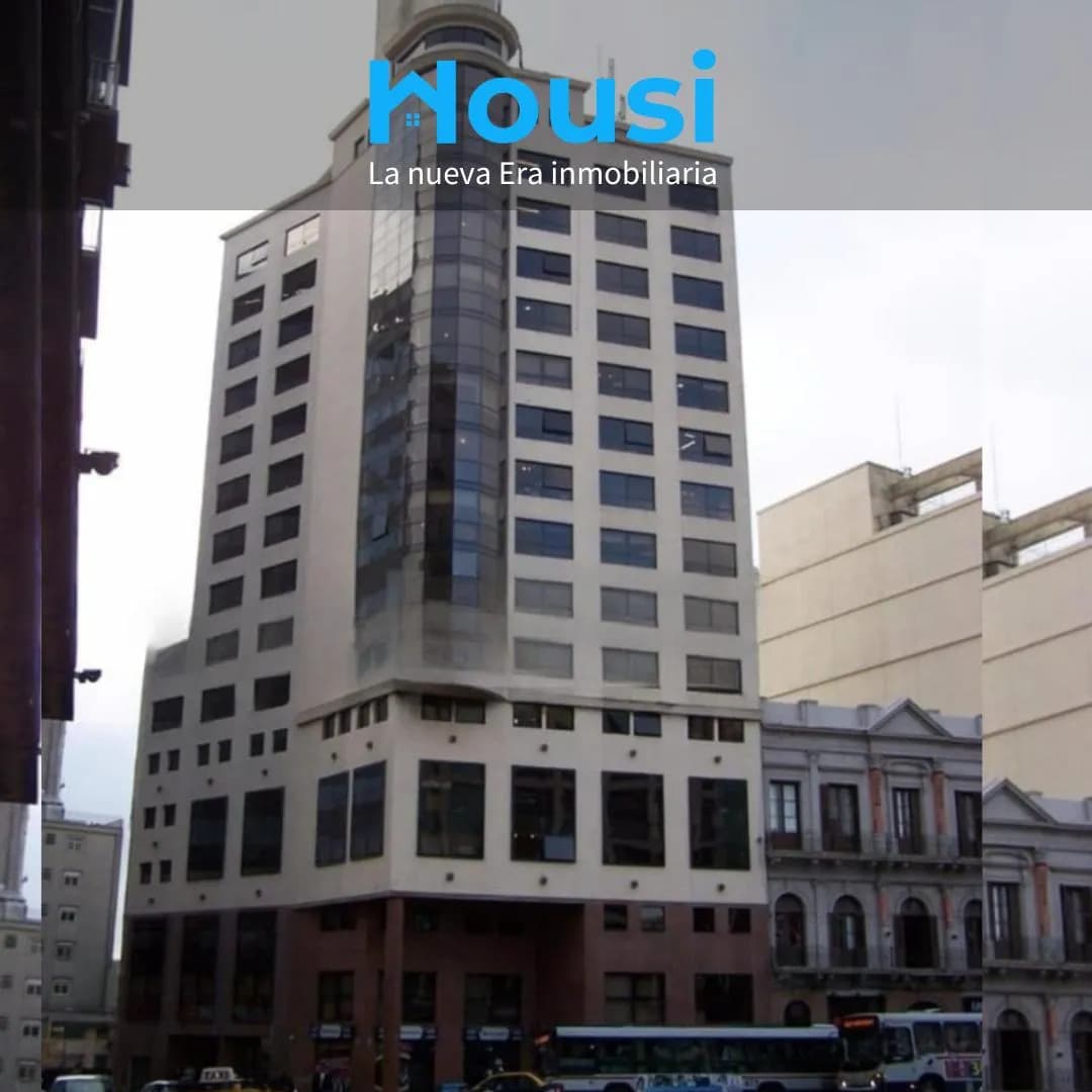 Alquiler Oficina Frente A Plaza Independencia. Piso 11 Vista Despejada. Centro Montevideo.