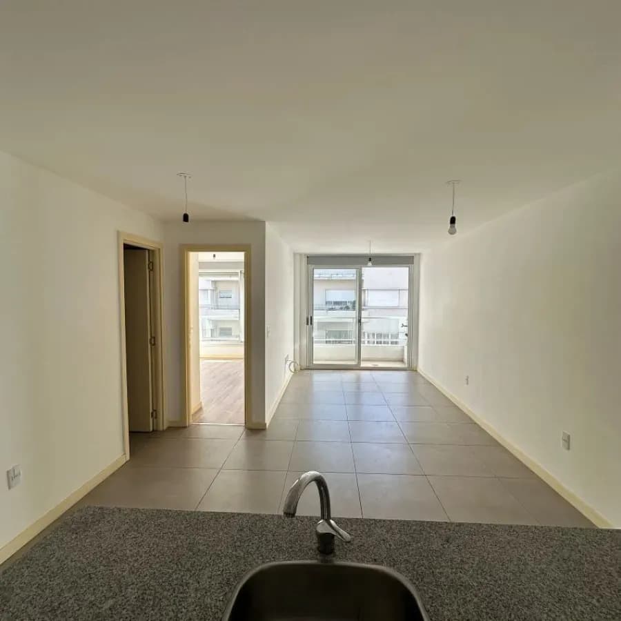 Alquiler Apartamento En Centro 1 Dormitorio Piso 9 Con Acceso A Barbacoa.