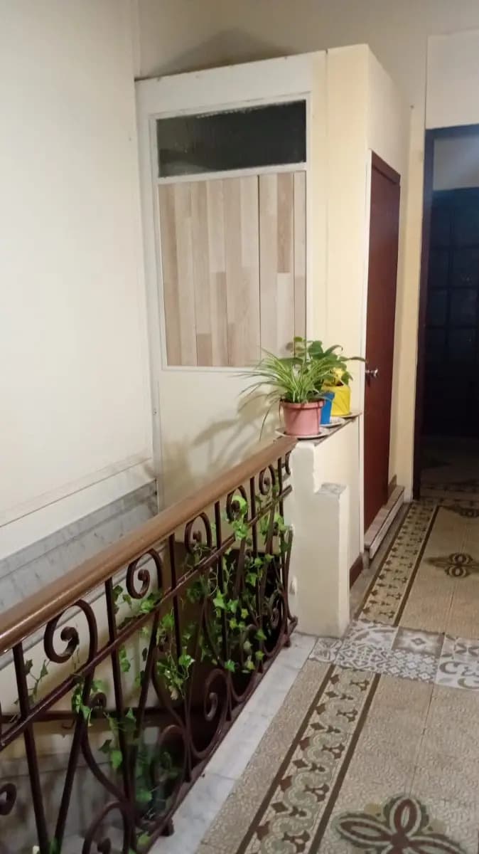 Habitación/pensión/alojamiento. Tu Hogar Lejos De Casa. Ideal Para Quienes Requieren Vivir Largos Períodos En Montevideo, Con Gusto Por El Ambiente Familiar, Cálido, Seguro Y Confiable.