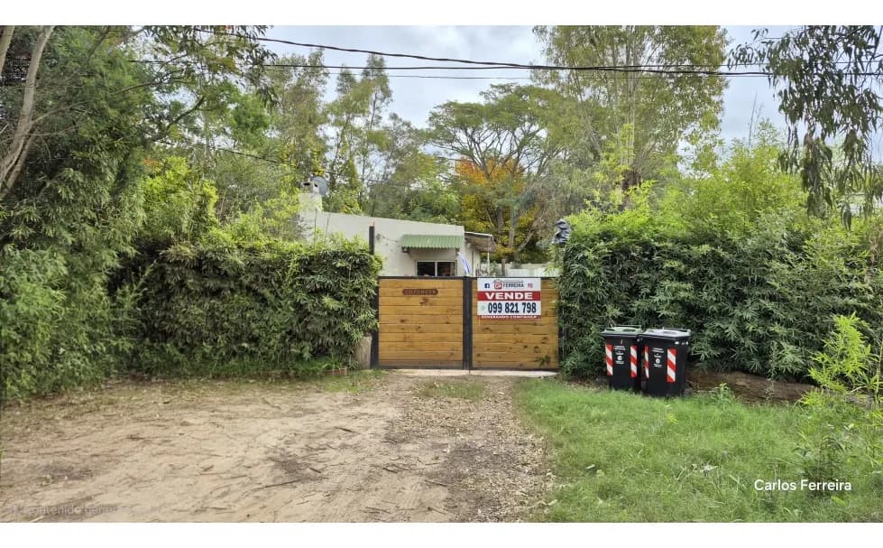 Vende Casa 2 Dormitorios Y Amplio Terreno - Marindia Sur