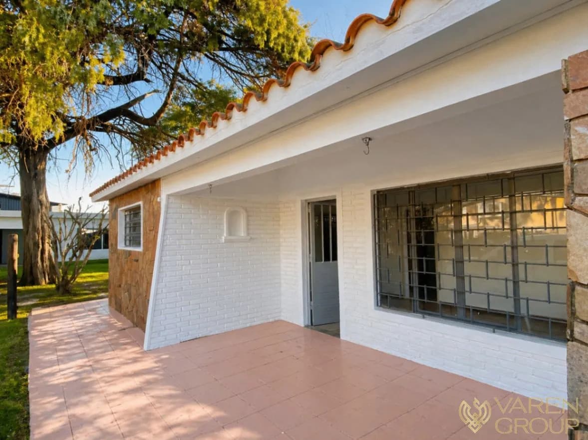 Alquiler Casa Villa Argentina Con Cochera