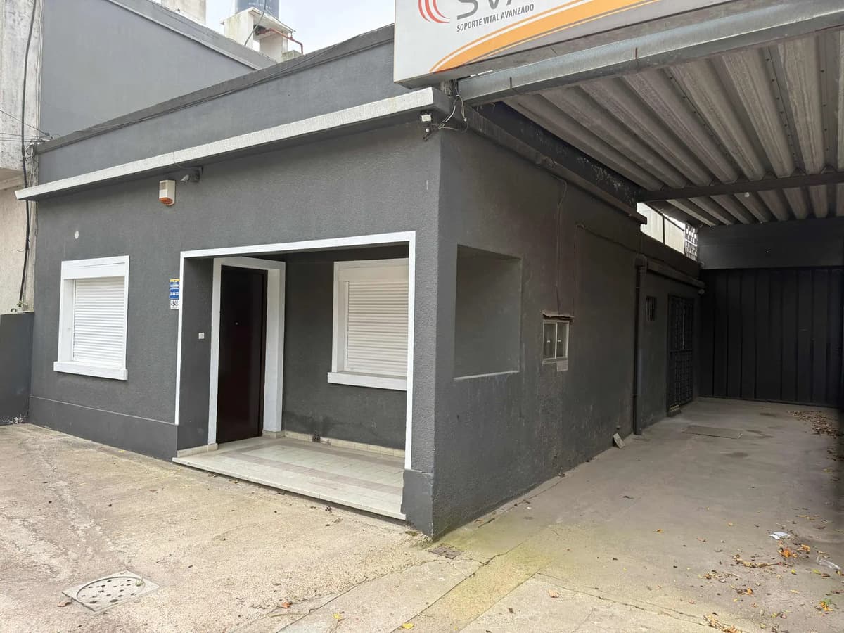 Oportunidad Única!!! Muy Buena Casa Con Depósito En Sayago!