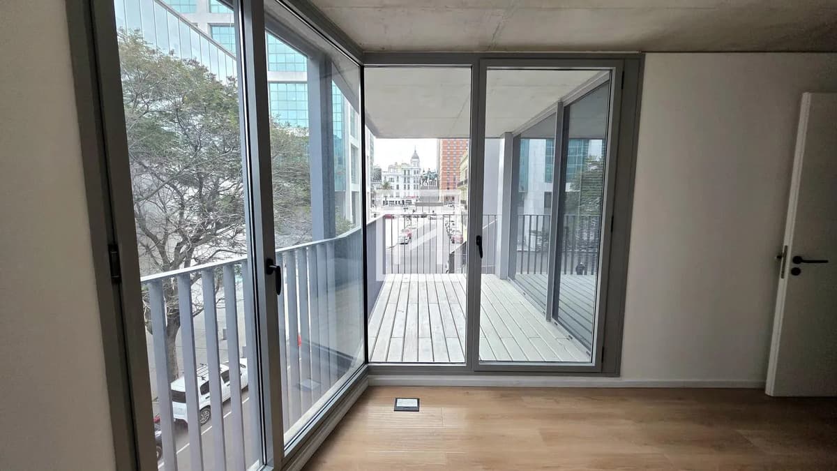 Alma Duç (301) - Alquiler Apartamento 1 Dormitorio Con Patio En Barrio Sur | Semi Equipado