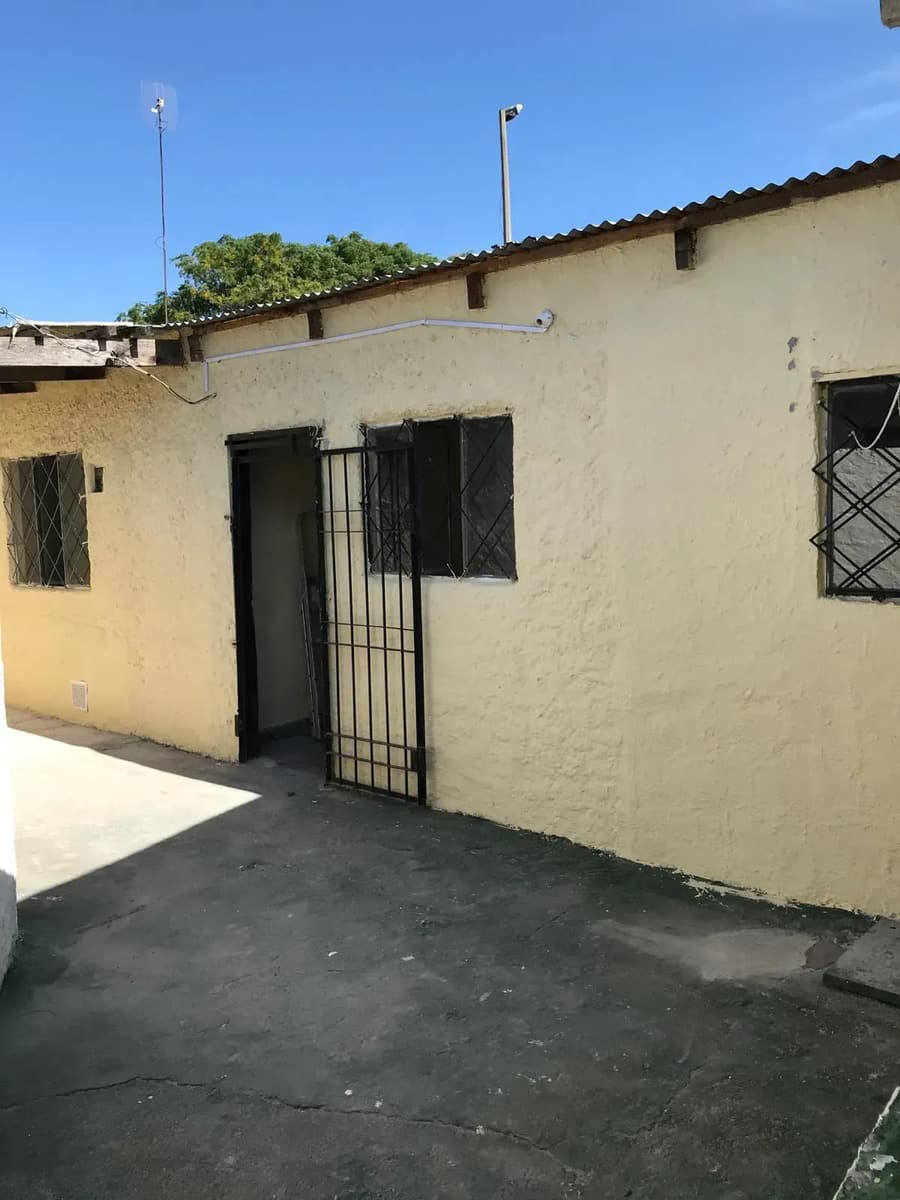 Alquiler Apartamento Tipo Casa Un Dormitorio En Sayago