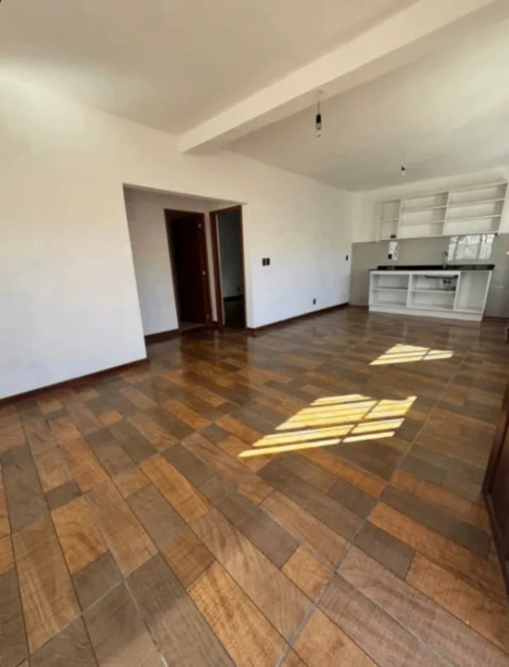 Alquiler. Casa Solymar 2 Dormitorios, Parrillero Y Cochera A Estrenar