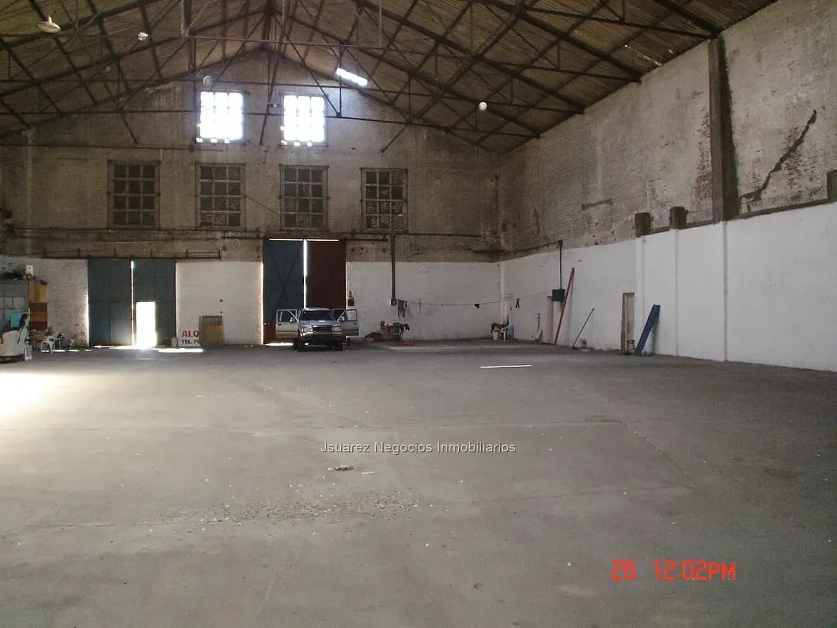 J.s. Local Industrial En Capurro — foto 2