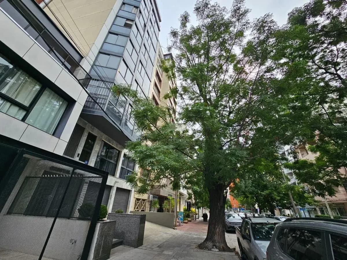 Alquiler Ofocina Pocitos 3 Dorm, 2 Baños 3gge — foto 2