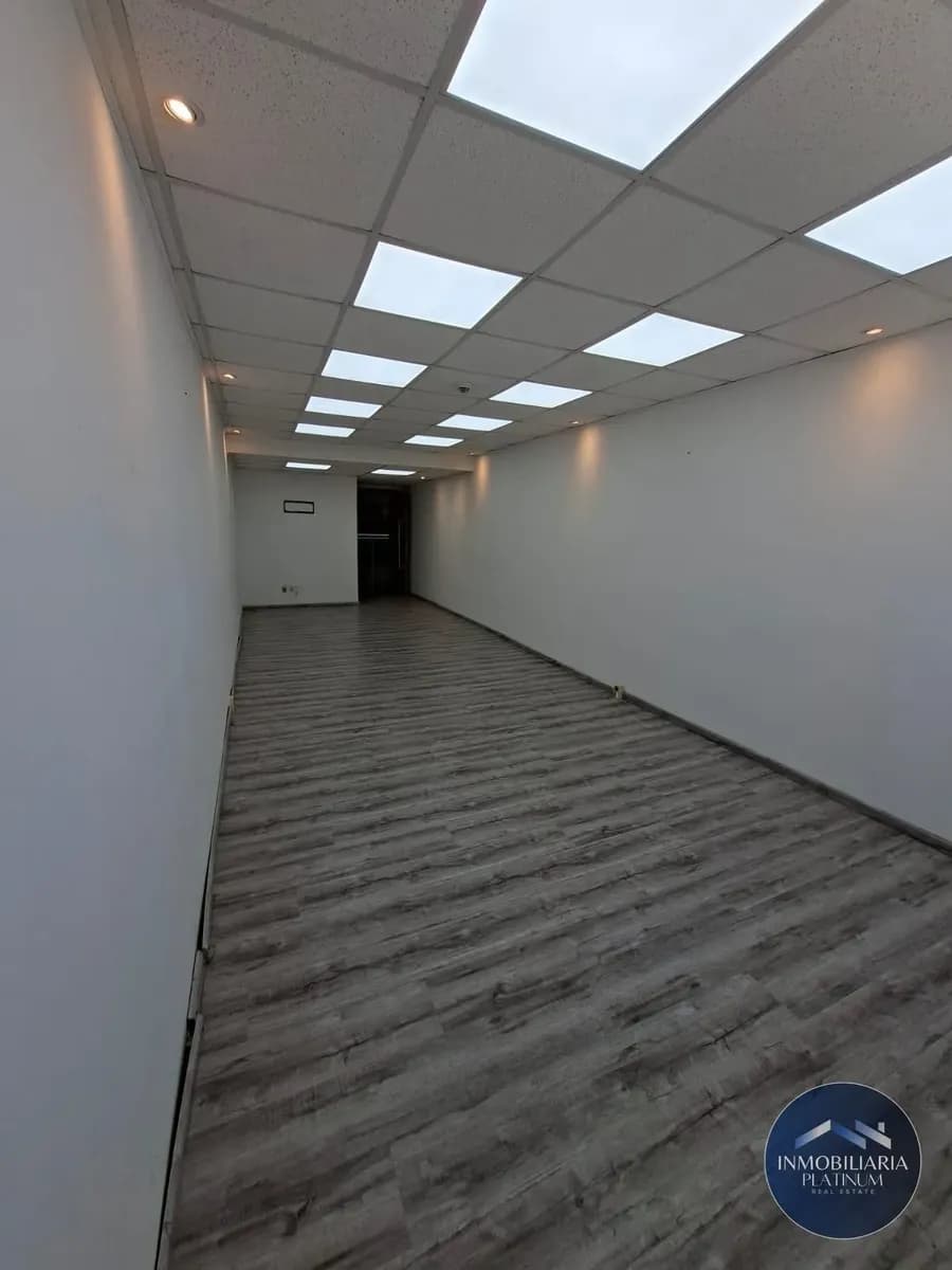 Alquiler Oficina Ciudad Vieja — foto 2