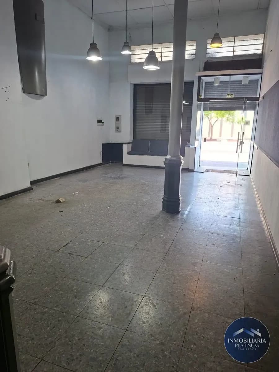 Alquiler Local Comercial Centro — foto 1
