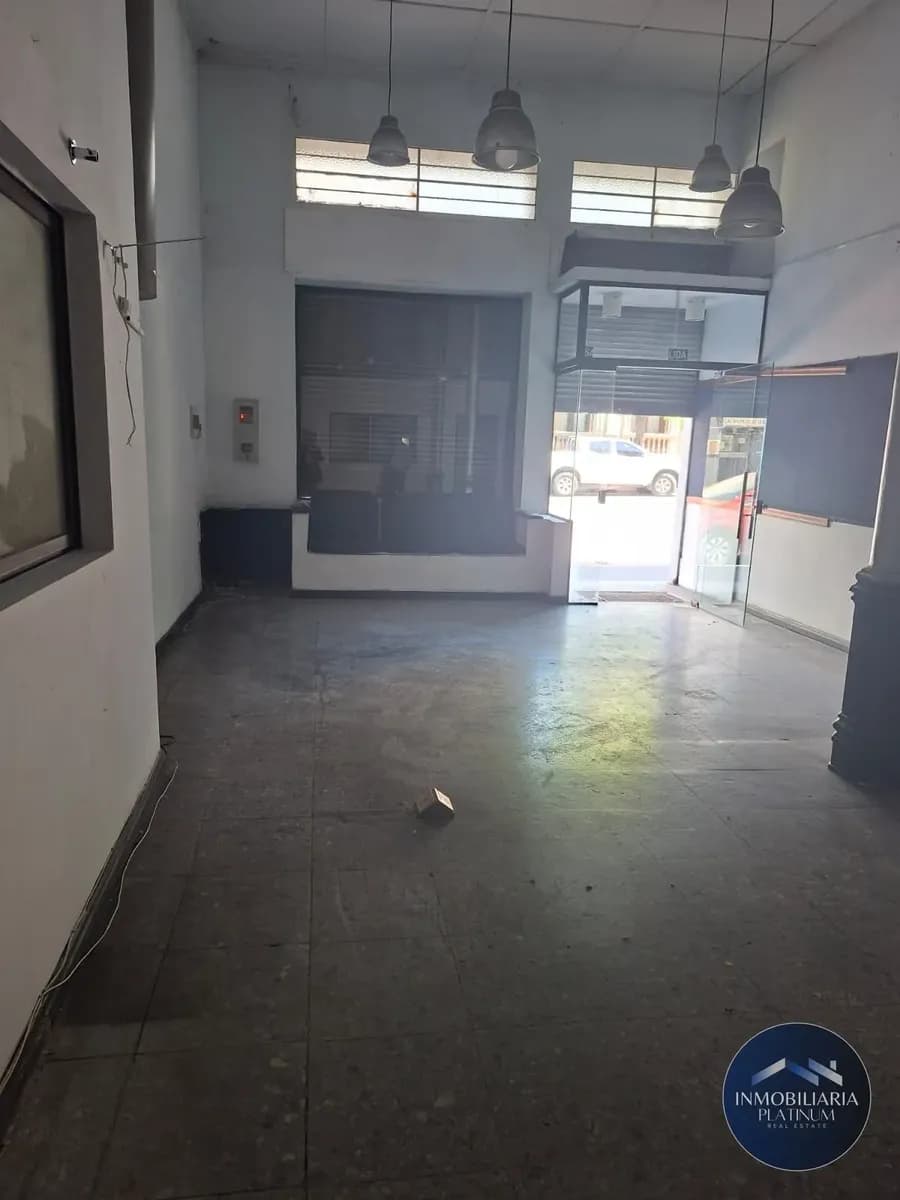 Alquiler Local Comercial Centro — foto 2