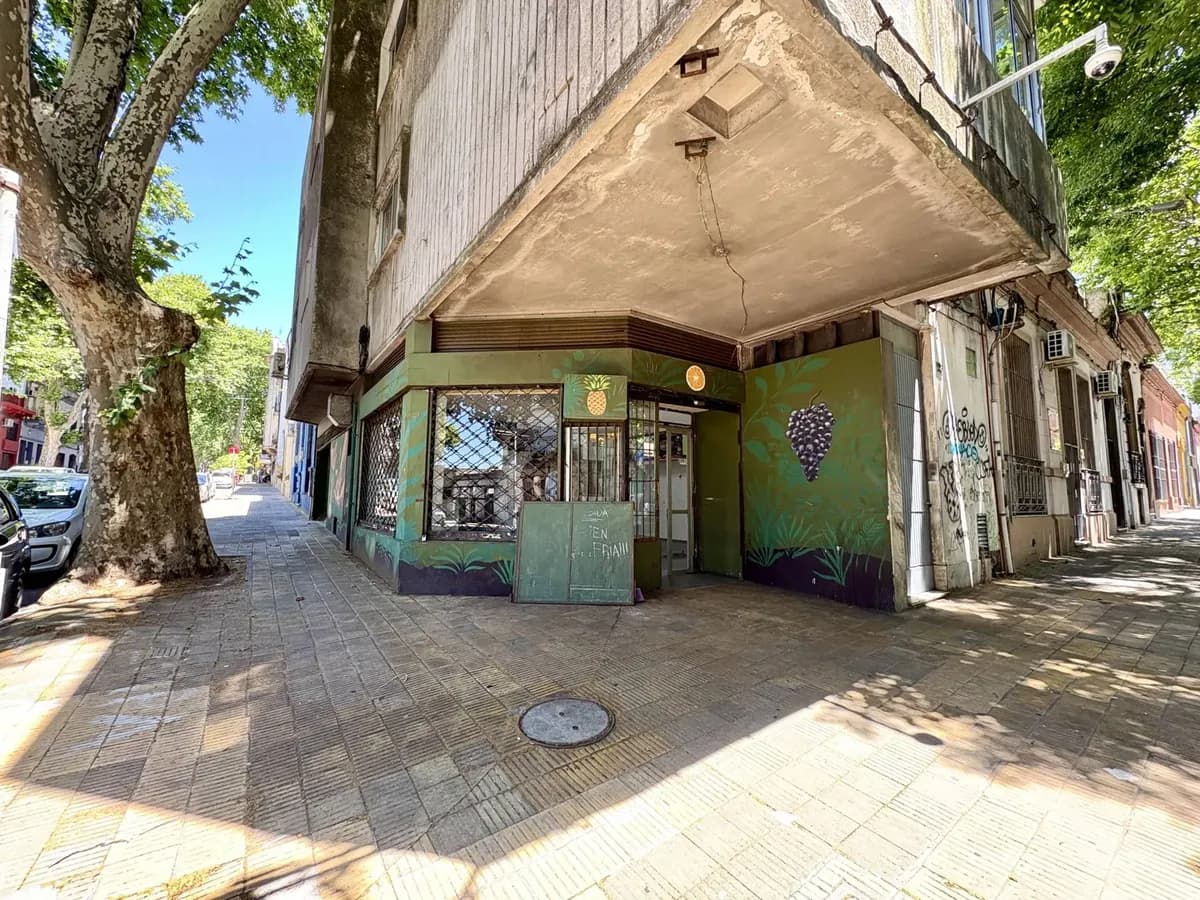Alquiler - Local Comercial Con 82 M2, Entrada Para Vehículo. Palermo - Ejido Y Durazno — foto 3