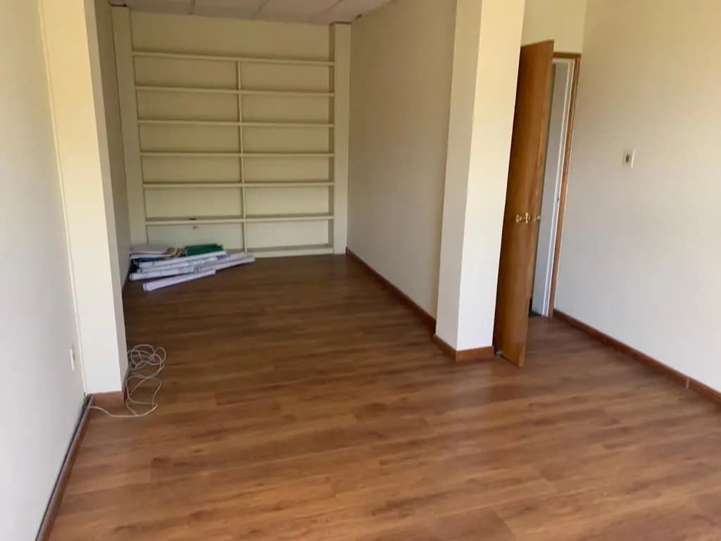 J.s. Oficina De 206 M2 Sobre Rambla 25 De Agosto — foto 2