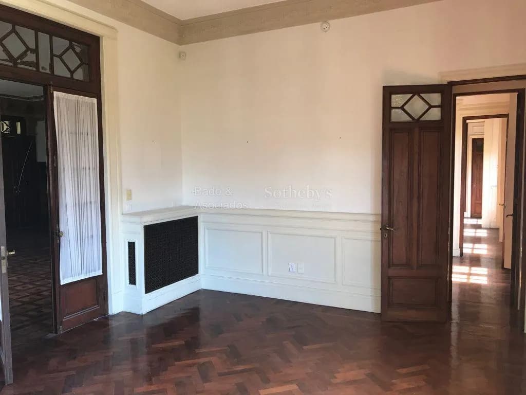 Magnifico Apartamento De Epoca Para Oficinas — foto 3