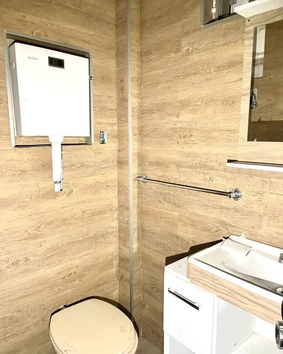 Alquiler Local Comercial En Ciudad Vieja — foto 2