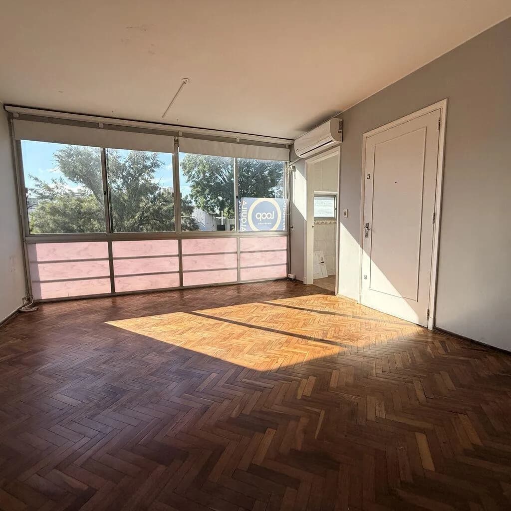 Alquiler Apartamento En Pocitos De 2 Dormitorios Con Garage