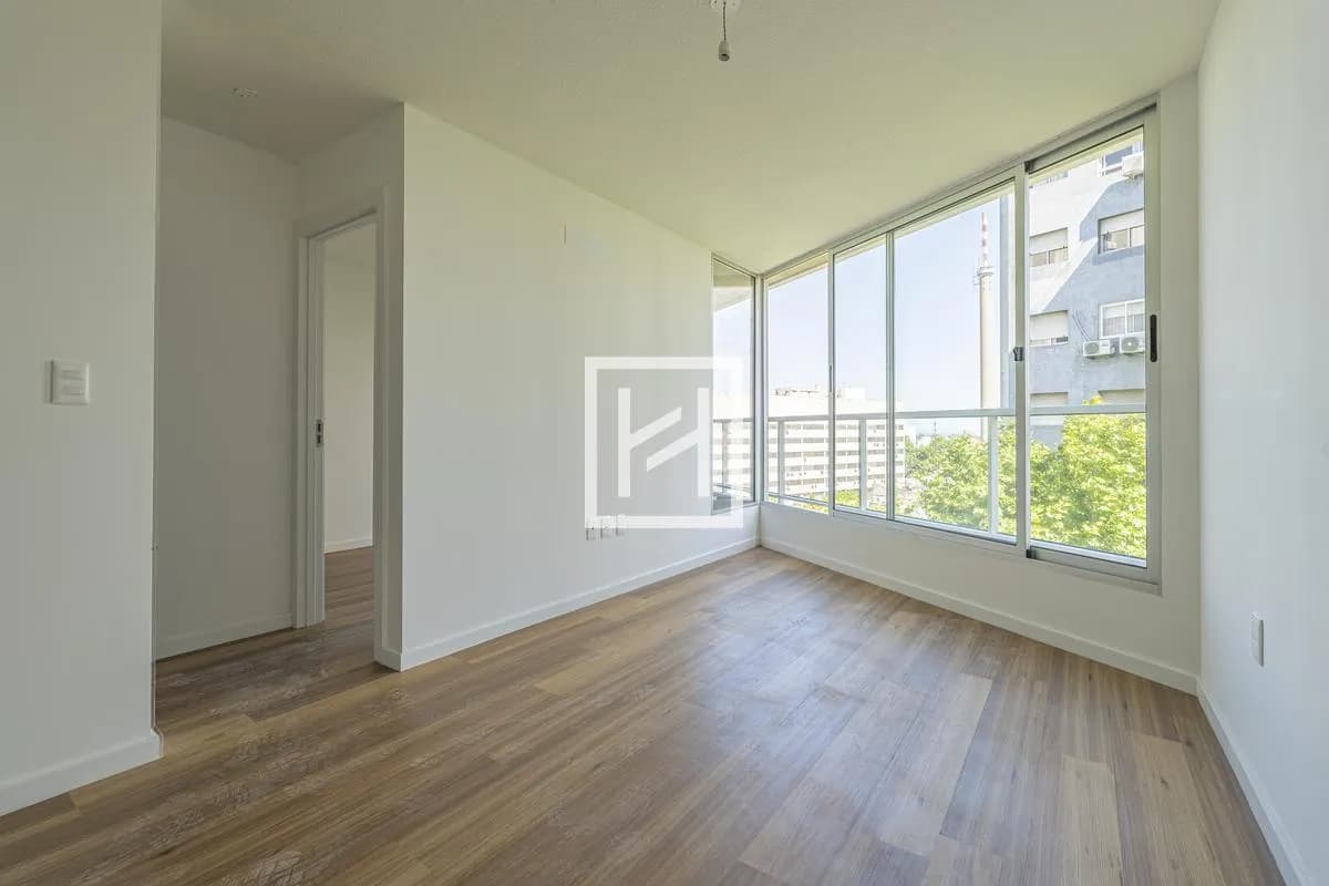 Lift Gaucho (701) - Alquiler Apartamento 1 Dormitorio En Cordón | Piso Alto — foto 1