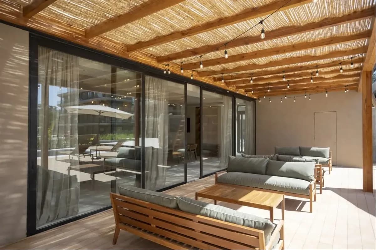 Barra De Carrasco Alquiler Apartamento Piso 4 De 2 Dormitorios, Terraza Con Parrillero, 3 Barbacoas Con Parrillero, Piscina Abierta, Gimnasio, Garaje — foto 1